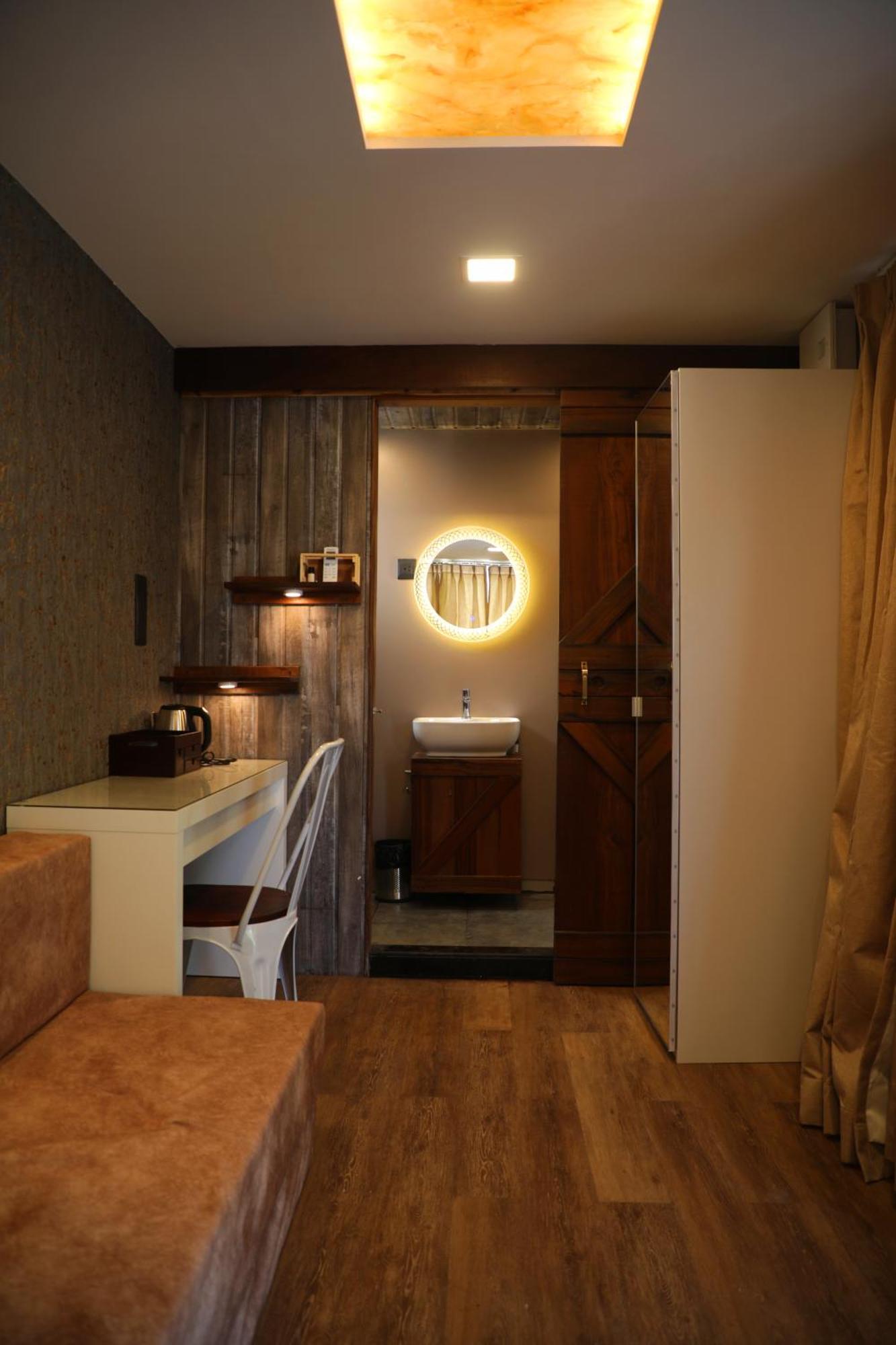 Out Of Box Living Kashid,Murud Zewnętrze zdjęcie